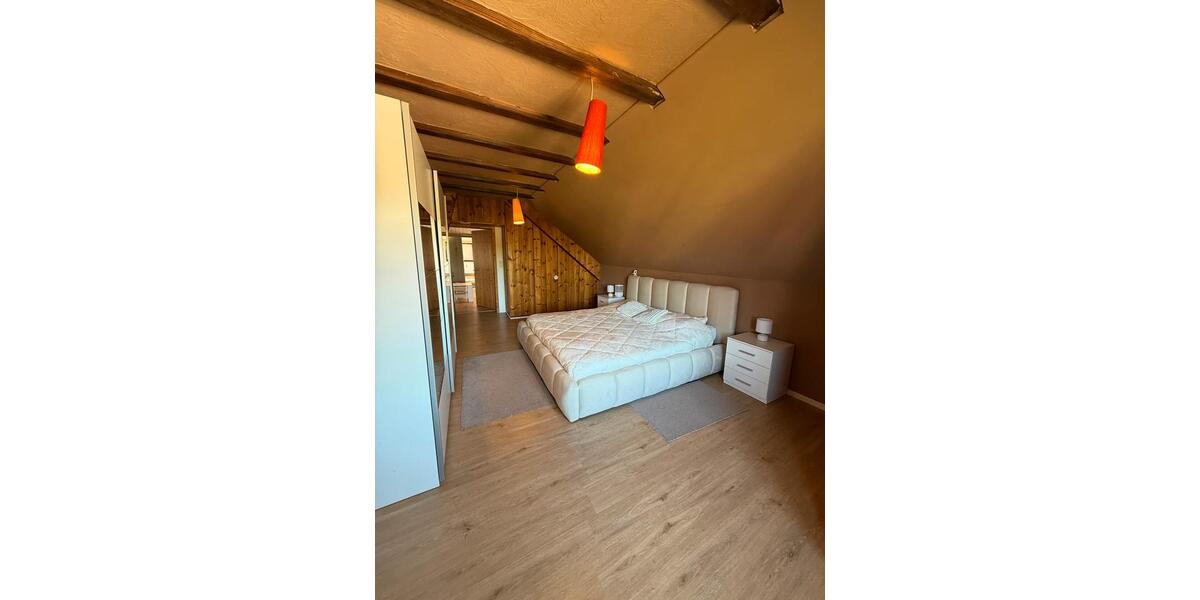 Dachgeschoßwohnung Lauda-Königshofen Königshofen - 2.5 Zimmer, 80 m&sup2;, 850&euro; | Angebot:26330008