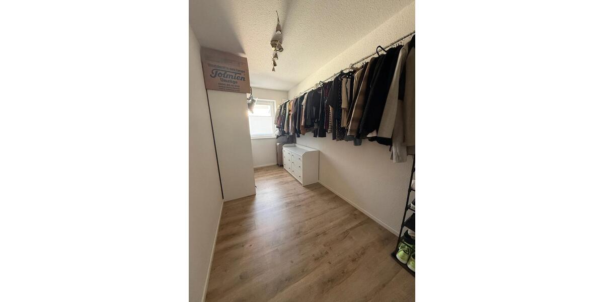 Etagenwohnung Garrel - 5 Zimmer, 123 m&sup2;, 1.200&euro; | Angebot:26412407