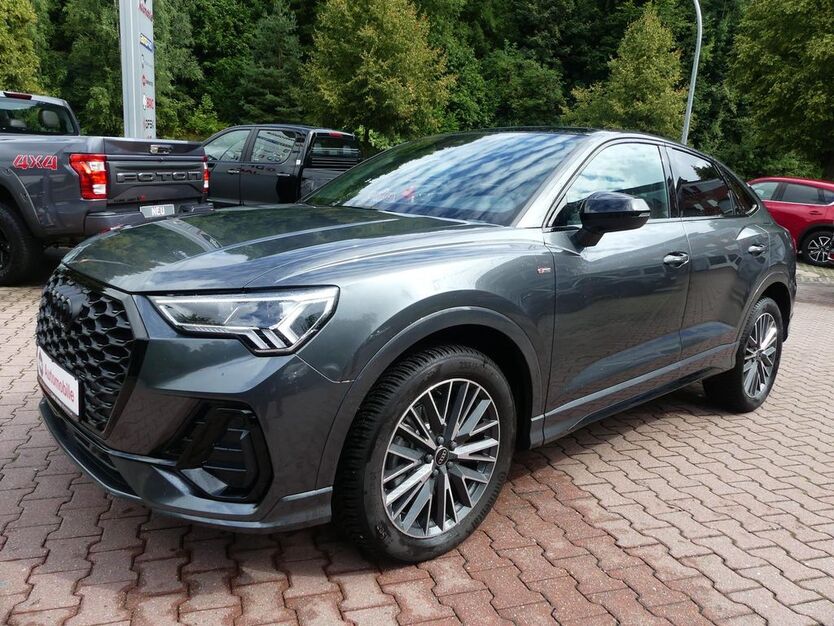 Audi Q3 2.500 km 47.990 € Schneeberg 08289