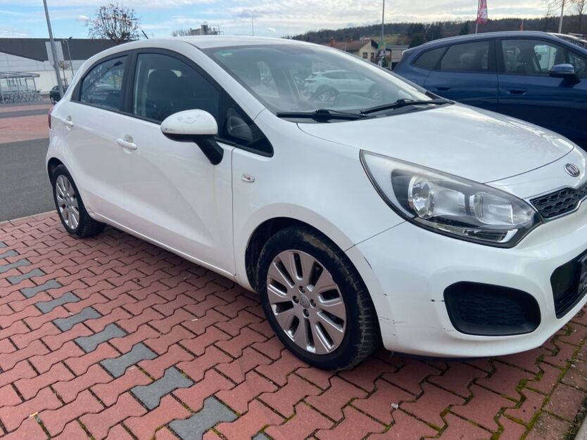 Kia Rio 156.000 km 3.550 € Hockenheim 68766