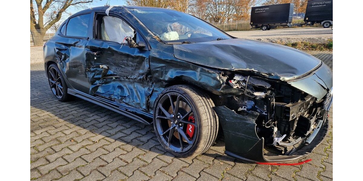 Hyundai i30 Fastback N Performance 28.530 km 7.900 &euro; Wilsdruff 01723