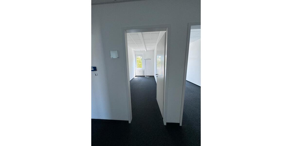 2 Büroräume Stellplätze Business provisionsfrei zu vermieten zimmer