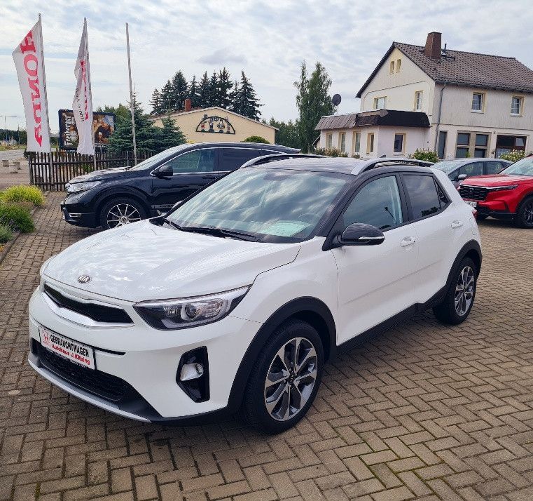 Kia Stonic 26.700 km 16.800 € Mittweida 09648