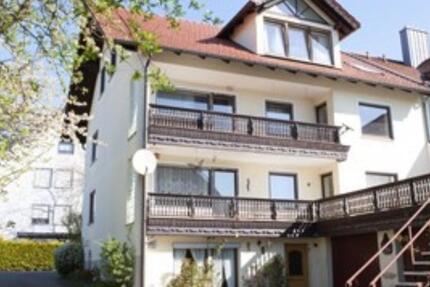 vermiete Zimmer, Garage und zwei Stellplätze zimmer