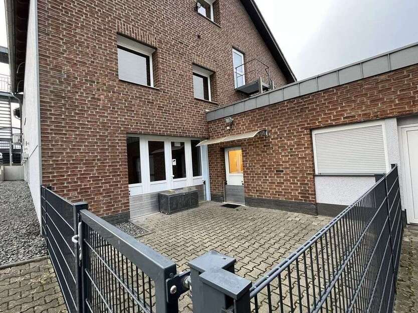 Büro in Bedburg 1.860 € 186 m²