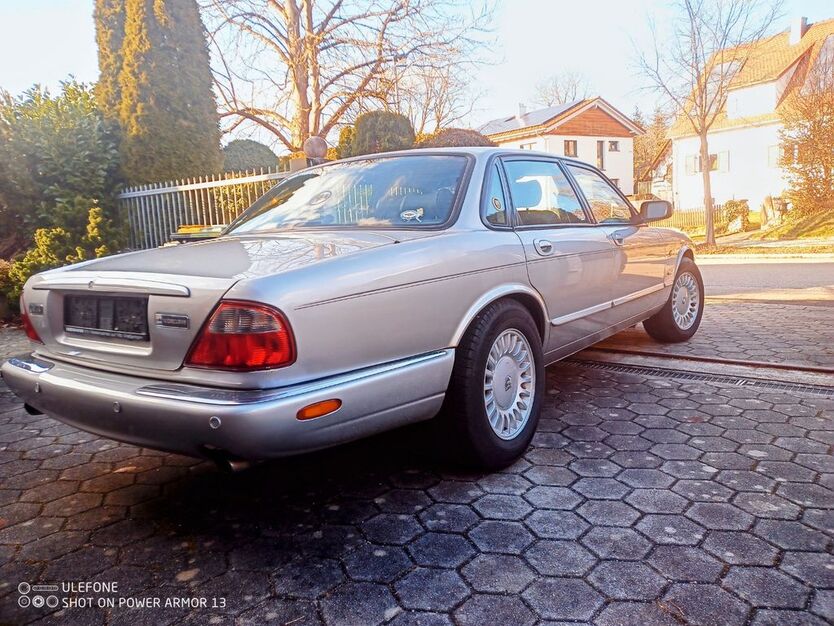 Jaguar XJ 163.800 km 4.200 € Wildflecken 97772