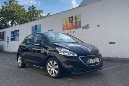 Peugeot 208 206.000 km 4.900 &euro; Köln 50674