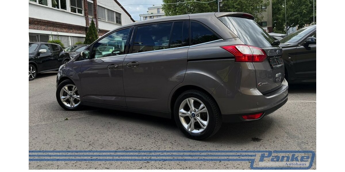 Ford Grand C-Max Champions Edition*SHZ*PDCv+h* 176.659 km 4.100 &euro; Berlin 13187