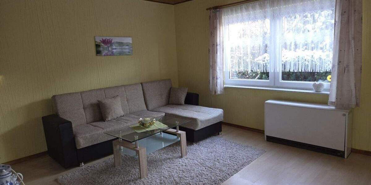 DHH - Haus auf super Grundstück - inkl. Ferienbungalow - ruhige und beliebte Lage 4 zimmer