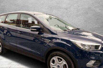 Ford Kuga 136.000 km 10.999 € Detmold 32758