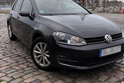 VW Golf 227.000 km 5.900 &euro; Glücksburg 24960