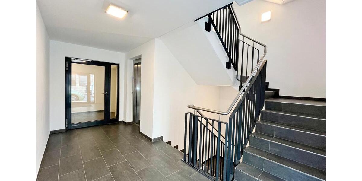 Terrassenwohnung Fürth Südstadt - 2 Zimmer, 61 m&sup2;, 1.220&euro; | Angebot:21870303