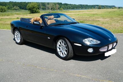 Jaguar XK8 68.667 km 32.400 &euro; Hamburg 21077