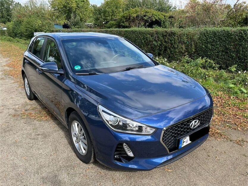 i30