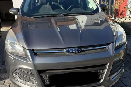 Ford Kuga 92.000 km 7.900 &euro; Bous 66359