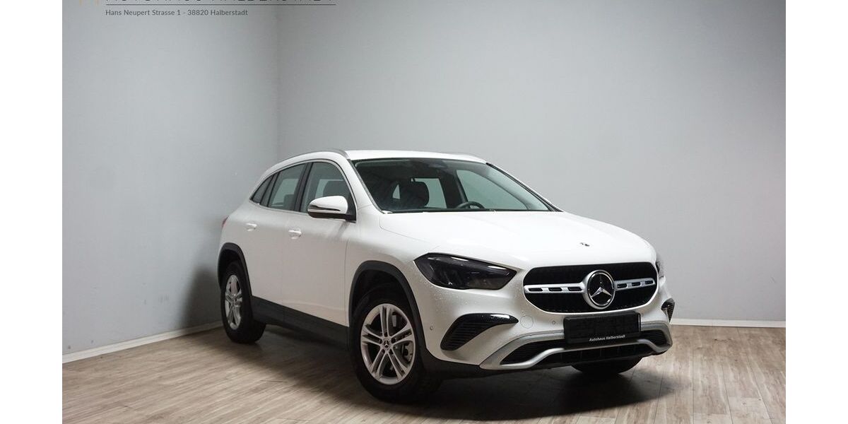 Mercedes-Benz GLA 220 17.975 km 35.490 &euro; Halberstadt 38820
