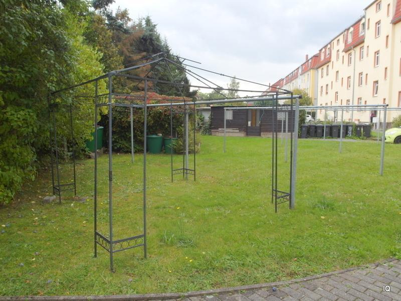 Ab Nov.Dez.: Gemütliche, kleine 2-Zimmer-Wohnung mit separater Küche und Badewanne im 1.OG