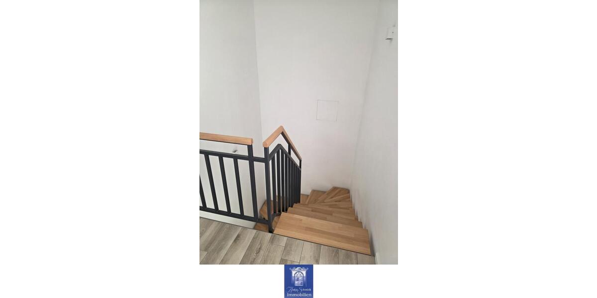 Maisonettenwohnung Weinböhla - 4 Zimmer, 113 m&sup2;, 1.245&euro; | Angebot:24378540