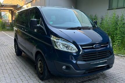 Ford Transit Custom 93.000 km 10.800 &euro; München 81245