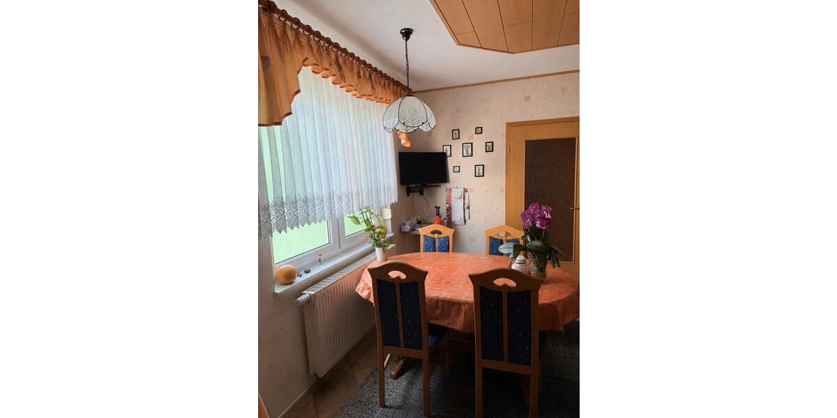 Etagenwohnung Elsterwerda - 3 Zimmer, 130 m&sup2;, 155.000&euro; | Angebot:26768837