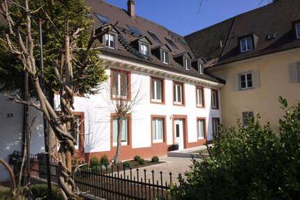 Haus Freiburg Günterstal - 16 Zimmer, 641 m&sup2;, 3.200.900&euro; | Angebot:27013566