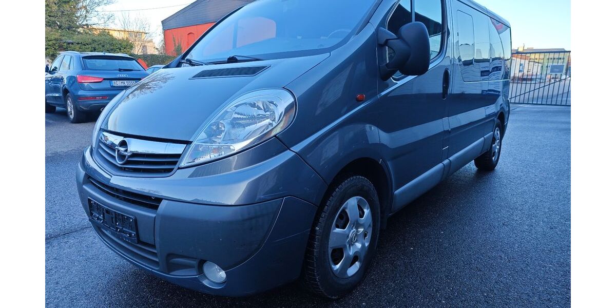 Opel Vivaro 246.100 km 10.200 &euro; Aachen 52066