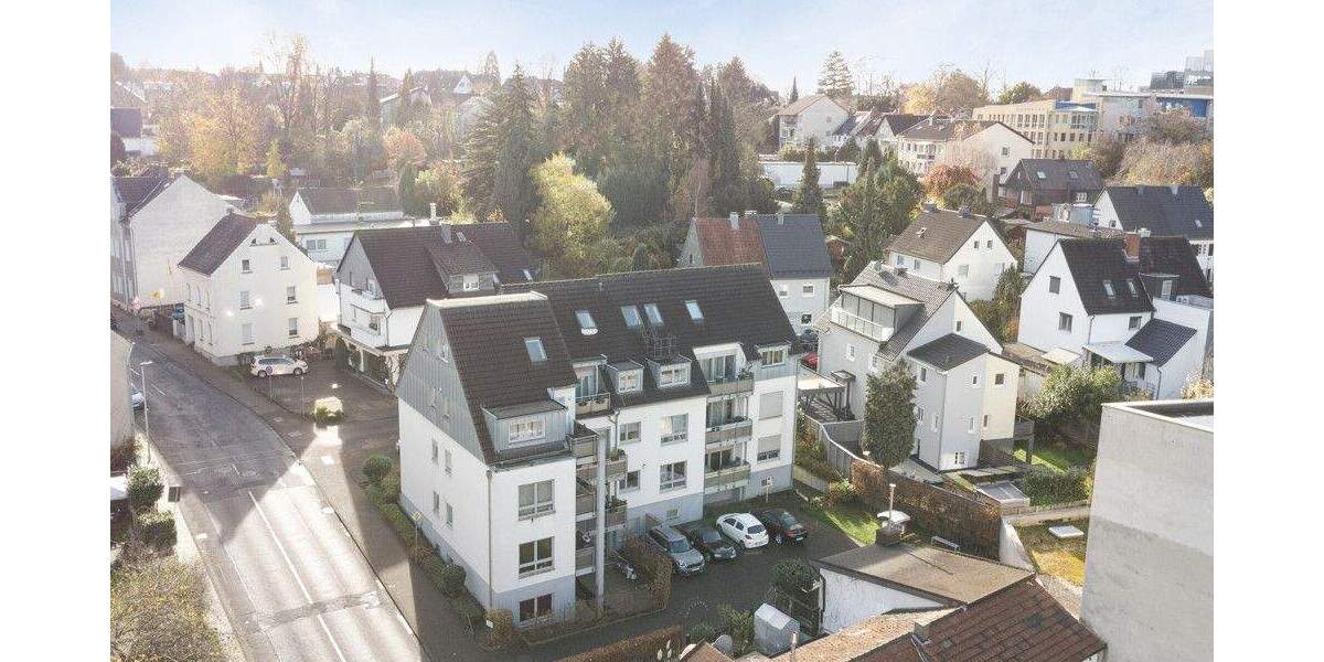 Top gepflegtes Neun-Familienhaus in guter Lage von Bergisch-Gladbach - Mehrfamilienhaus, Wohnhaus Bergisch Gladbach Gladbach | Angebot:23973693