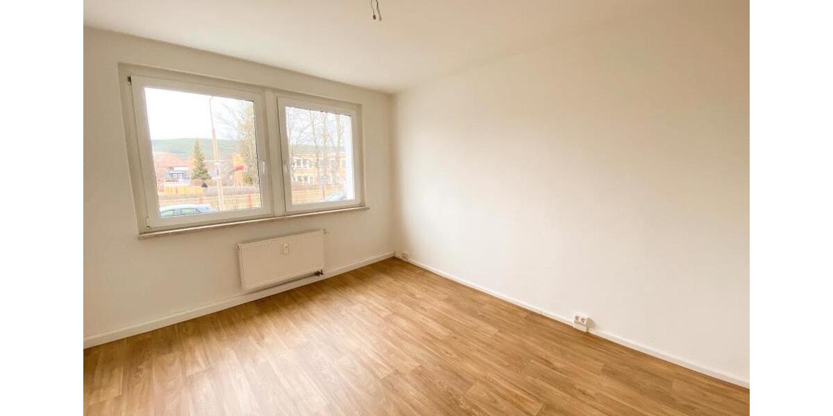 Etagenwohnung Saalfeld (Saale) - 3 Zimmer, 59 m&sup2;, 336&euro; | Angebot:26067537