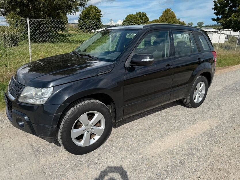 Suzuki Grand Vitara 159.900 km 6.300 € Nordhausen 99734