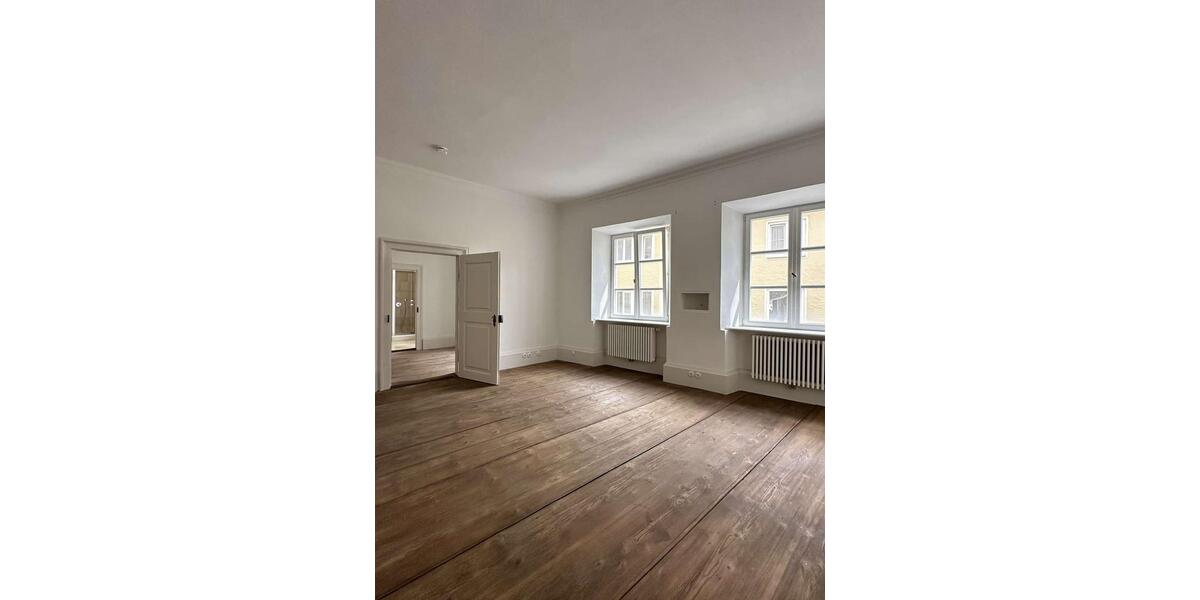 Katip | sanierter Altbau - 5-ZKB-Wohnung in der Maximilianstraße Augsburg – WG- & familiengeeignet 5 zimmer
