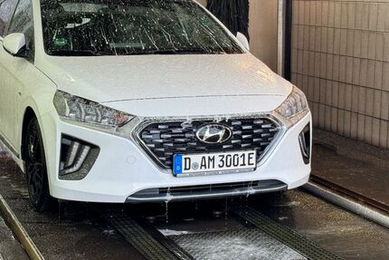 Hyundai IONIQ 65.000 km 16.900 &euro; Düsseldorf 40599