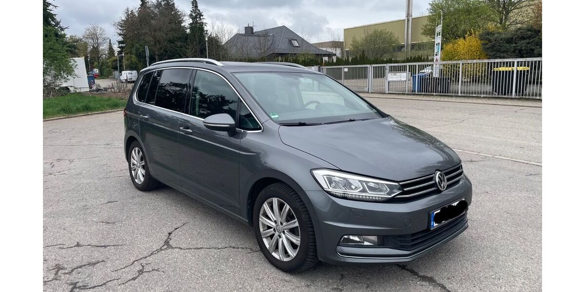 VW Touran 147.500 km 15.200 &euro; Pforzheim 75181