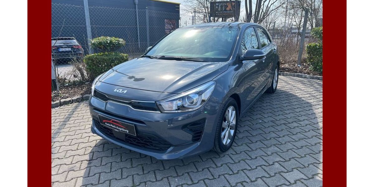 Kia Rio 89.000 km 12.900 &euro; Augsburg 86154