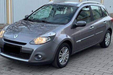 Renault Clio 203.300 km 2.900 &euro; Nürnberg 90439