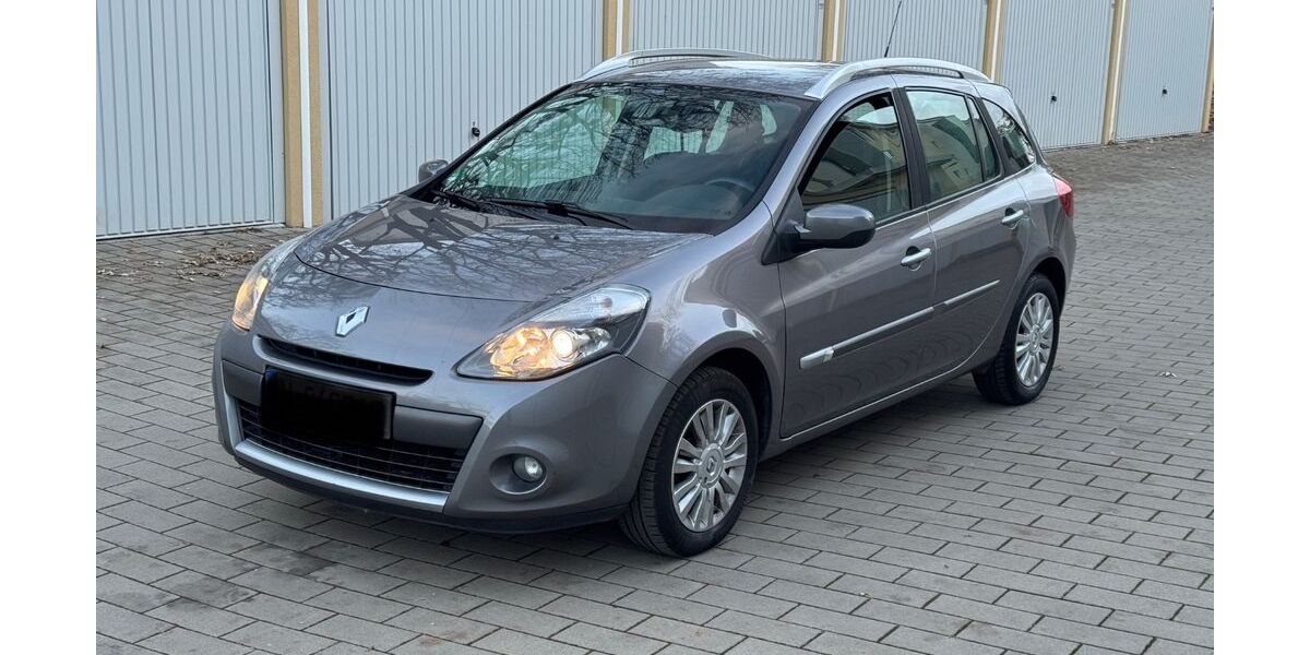 Renault Clio 203.300 km 2.900 &euro; Nürnberg 90439