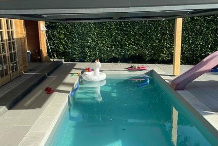 Ein- Zweifamilienhaus mit großem Garten Wellnessbereich 7 zimmer