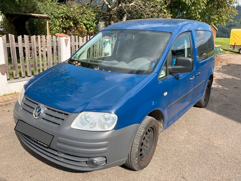 VW Caddy 121.000 km 4.990 € Biberach 77781