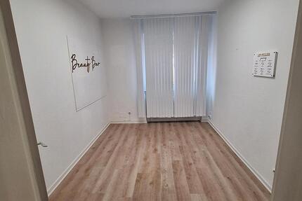 Kosmetikraum in gut laufenden Studio zu vermieten zimmer