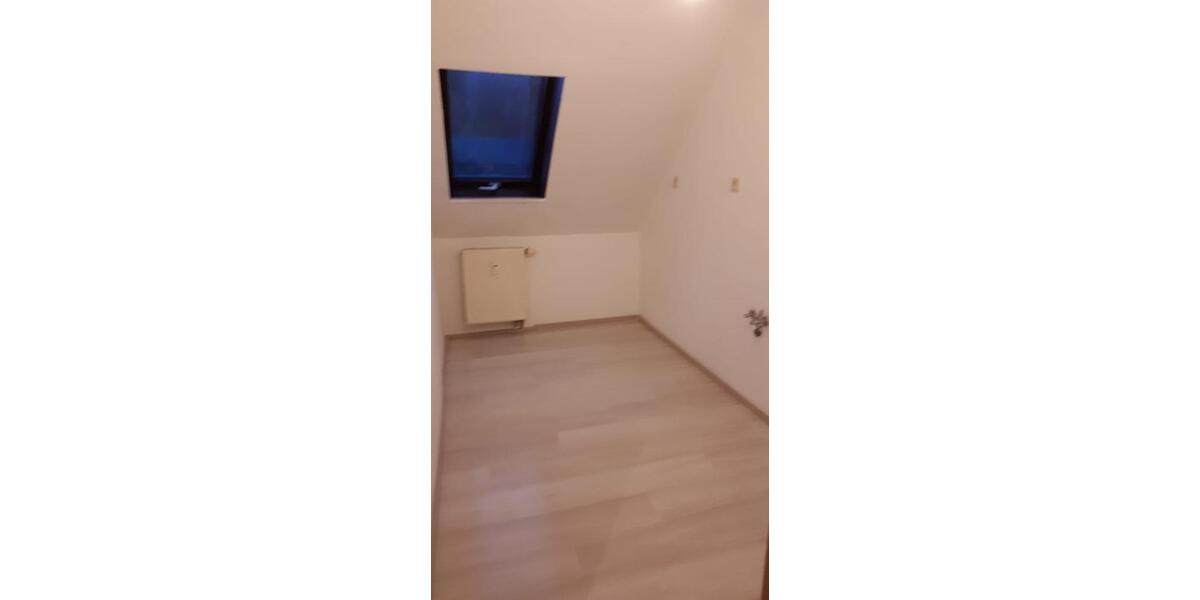 Dachgeschosswohnung 3 zimmer
