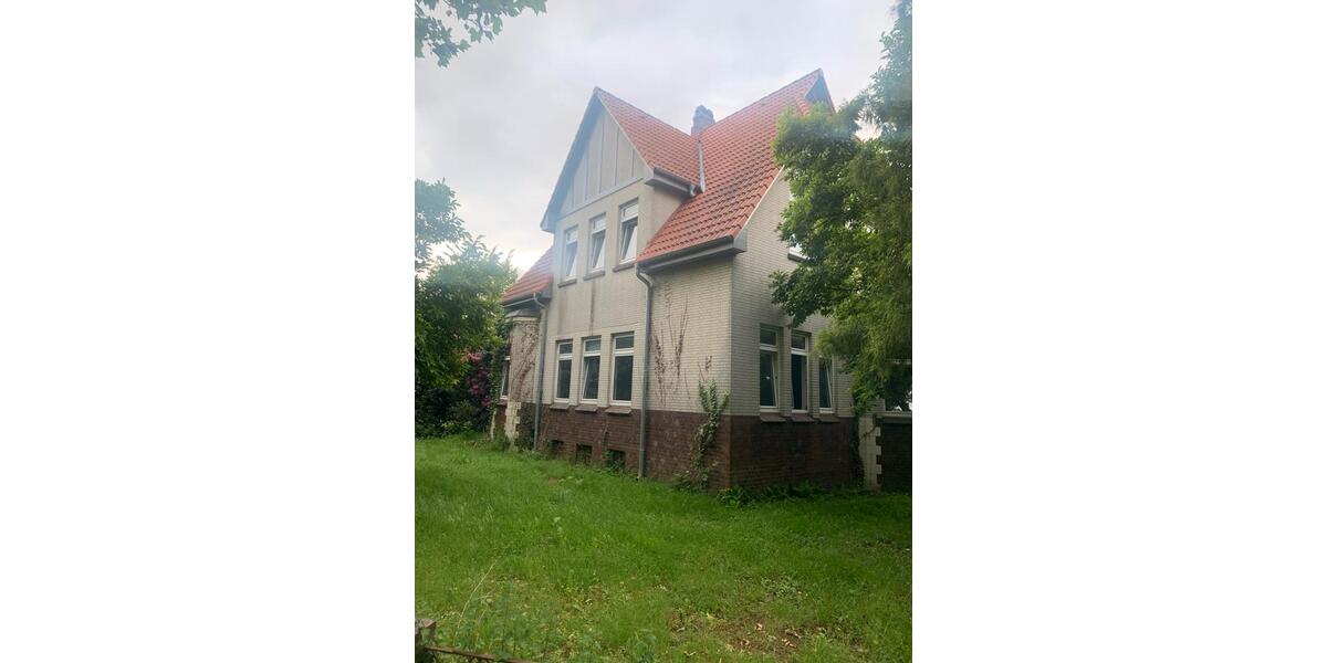 Villa Beverstedt - 9 Zimmer, 260 m&sup2;, 230.000&euro; | Angebot:27144683