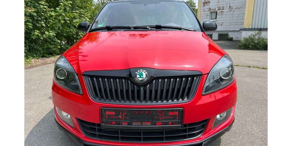 Skoda Fabia 140.500 km 5.699 &euro; München 81825