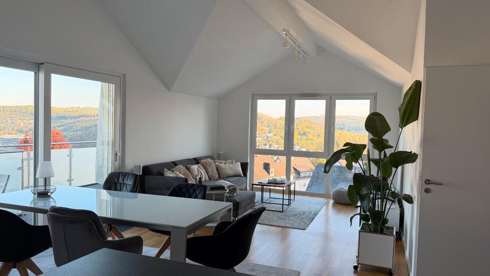 Dachgeschoßwohnung Siegen - 3 Zimmer, 118 m&sup2;, 498.000&euro; | Angebot:26814673