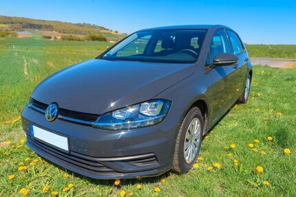 VW Golf 54.000 km 10.600 &euro; Grebenau 36323