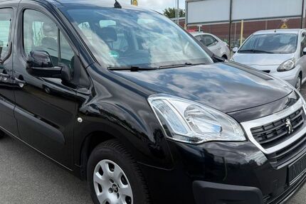Peugeot Partner 133.188 km 8.900 € Hamm 59067