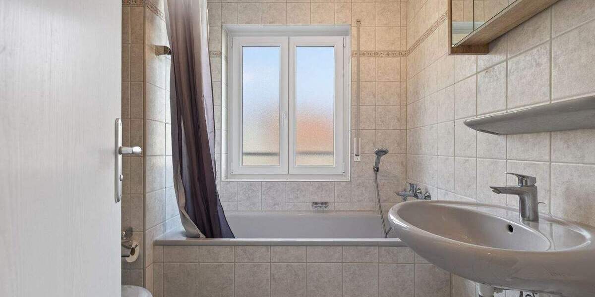 Etagenwohnung Stutensee / Spöck Spöck - 4 Zimmer, 96 m&sup2;, 399.000&euro; | Angebot:25681062