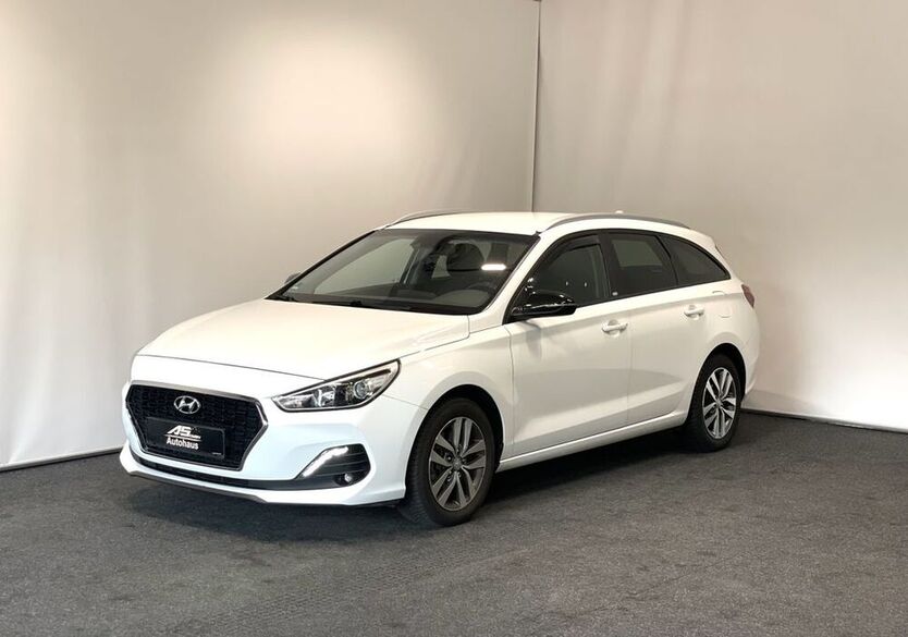 i30