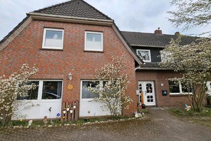 Haus Edewecht - 11 Zimmer, 300 m&sup2;, 465.000&euro; | Angebot:25640645