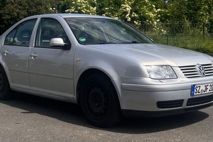 VW Bora 190.500 km 2.400 &euro; Salzgitter 38259
