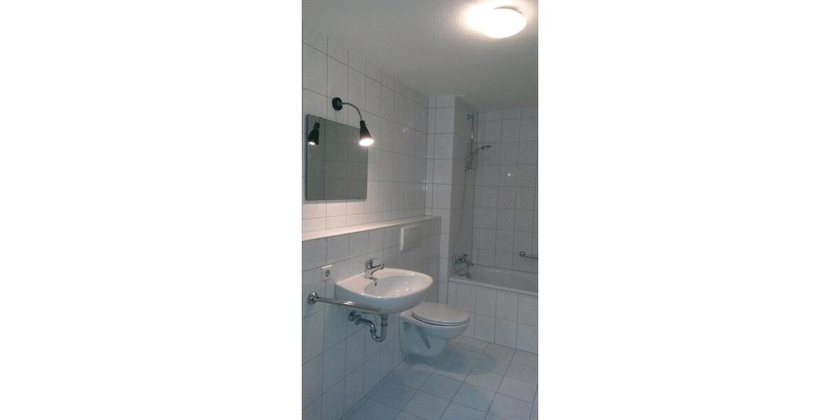 Etagenwohnung Neuenburg am Rhein - 2 Zimmer, 88 m&sup2;, 1.030&euro; | Angebot:26184986