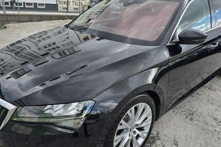 Skoda Superb 191.000 km 17.690 &euro; Mannheim 68159